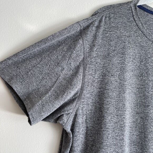 Vineyard Vines OTG On The Go T-Shirt Mens Large Gray Active Gym Casual Comfort - Picture 3 of 9